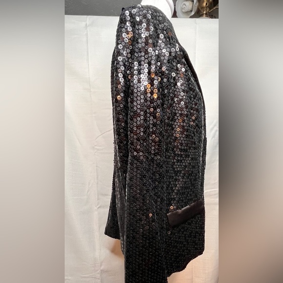 Lisa Rinna button front sequin black jacket, previously loved - Picture 9 of 12